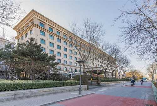 湖南裝箱機(jī)開(kāi)箱機(jī)電話(huà)